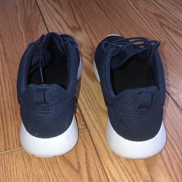 Navy Blue Nike Roshe One Navy White Black Casual Shoes - Picture 8 of 12